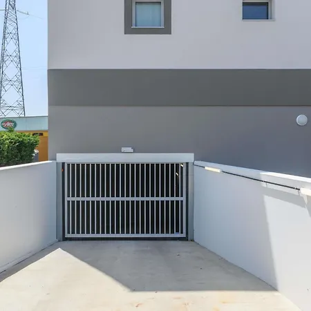 The Originals Access, Le Beaulieu, La Rochelle Est 2*