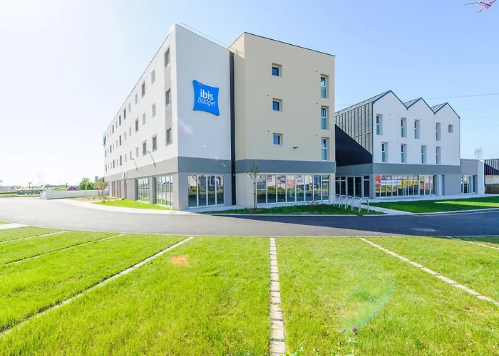 Hotel The Originals Access, Le Beaulieu, La Rochelle Est