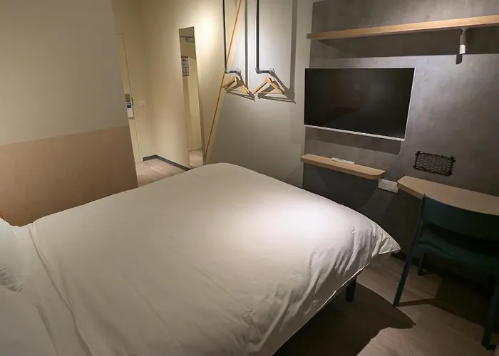 Hotel The Originals Access, Le Beaulieu, La Rochelle Est Puilboreau