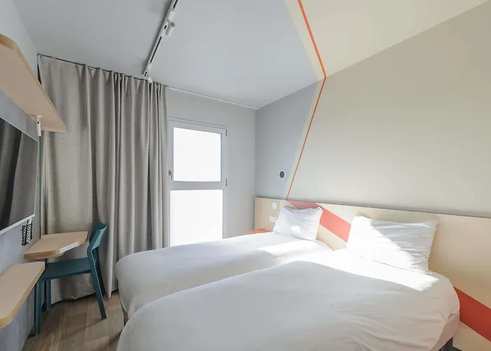 Hotel The Originals Access, Le Beaulieu, La Rochelle Est Puilboreau