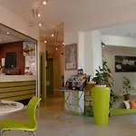 מלון Ibis Budget La Rochelle 2*