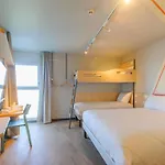 Ibis Budget La Rochelle 2* Пюильборо
