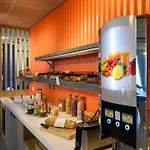 Ibis Budget La Rochelle 2*
