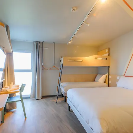 Отель Ibis Budget La Rochelle 2*