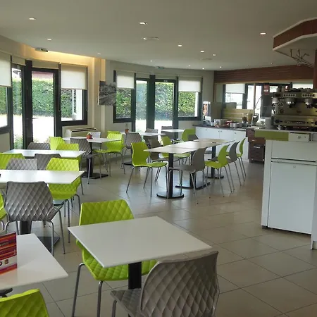 Ibis Budget La Rochelle 2*