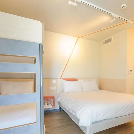 Ibis Budget La Rochelle 2* 普伊尔波勒奥