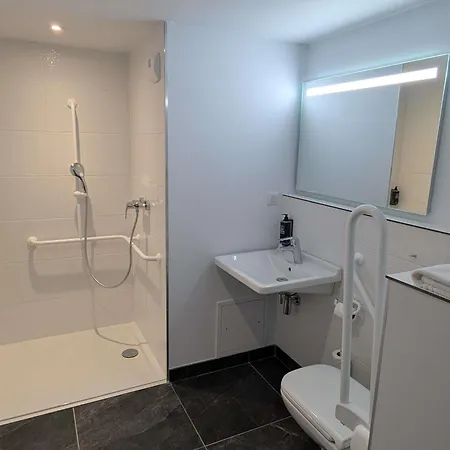 Отель Ibis Budget La Rochelle Пюильборо