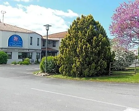 Hotel Ibis Budget La Rochelle 2*