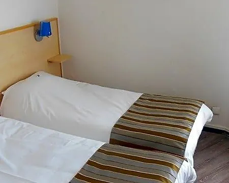 Ibis Budget La Rochelle 2*