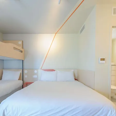 Ibis Budget La Rochelle 2* 普伊尔波勒奥
