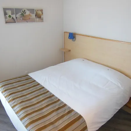Hotel Ibis Budget La Rochelle 2*