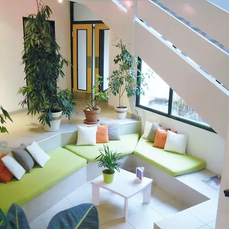 Ibis Budget La Rochelle 2*