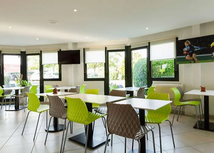 Hotel Ibis Budget La Rochelle 2*