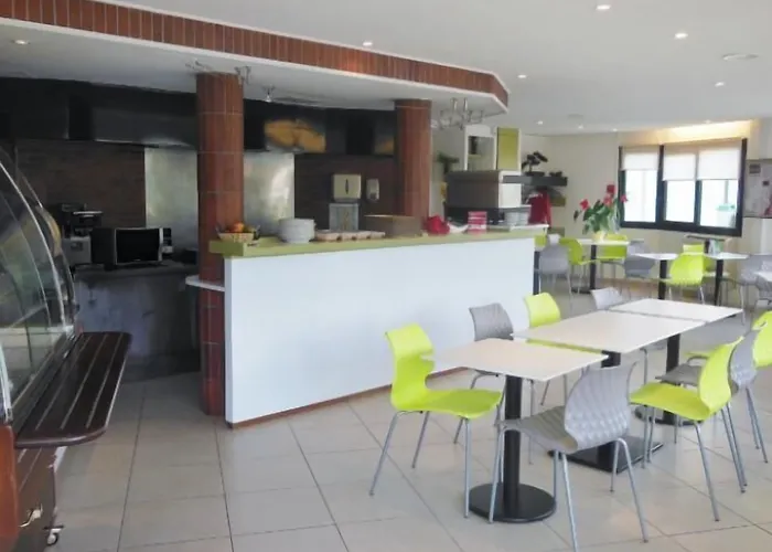 Ibis Budget La Rochelle Hotel 2*