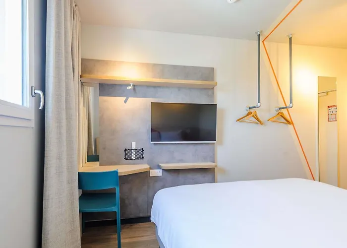 Ibis Budget La Rochelle 2*