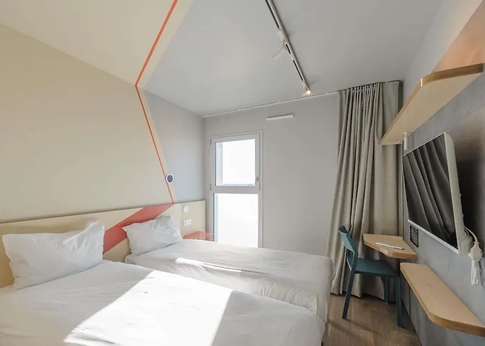Ibis Budget La Rochelle Hotel
